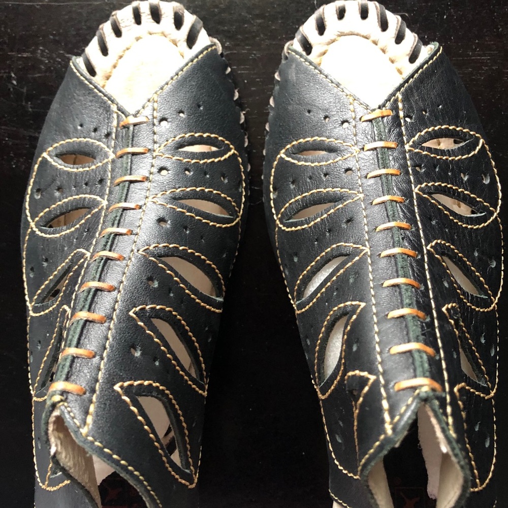 Piccolinos sandals size 39